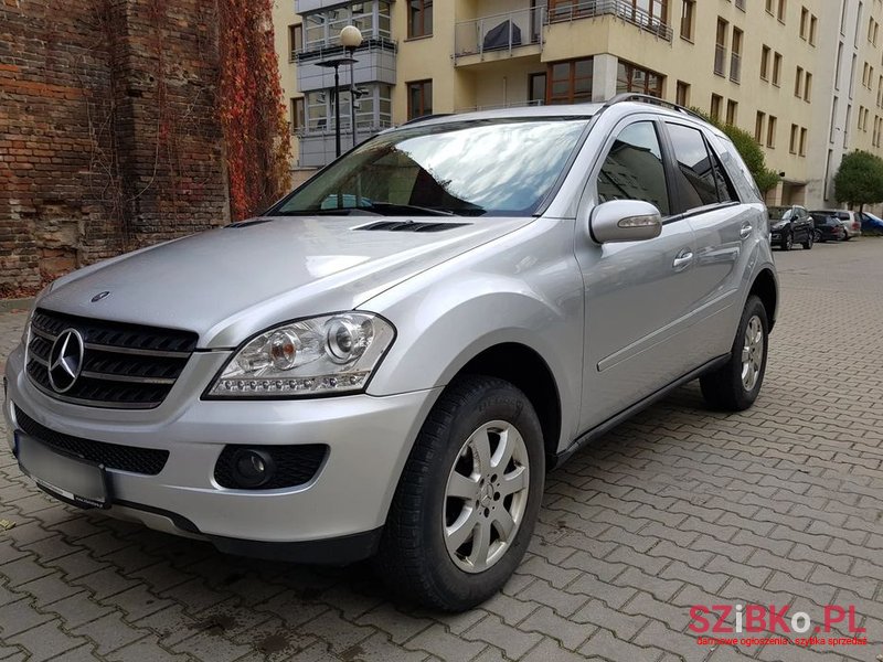 2007' Mercedes-Benz Ml 320 Cdi 4-Matic photo #4