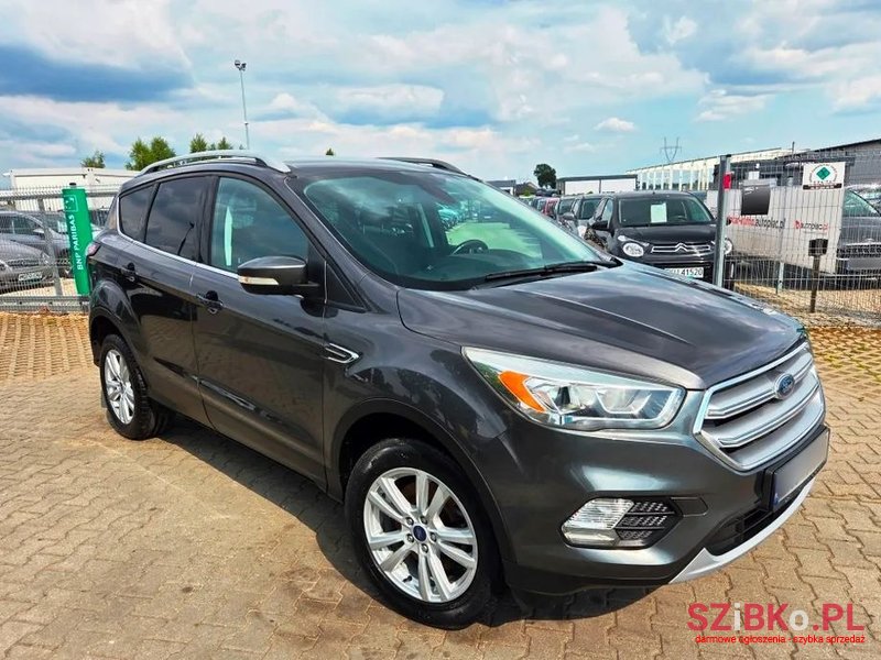 2017' Ford Kuga photo #2