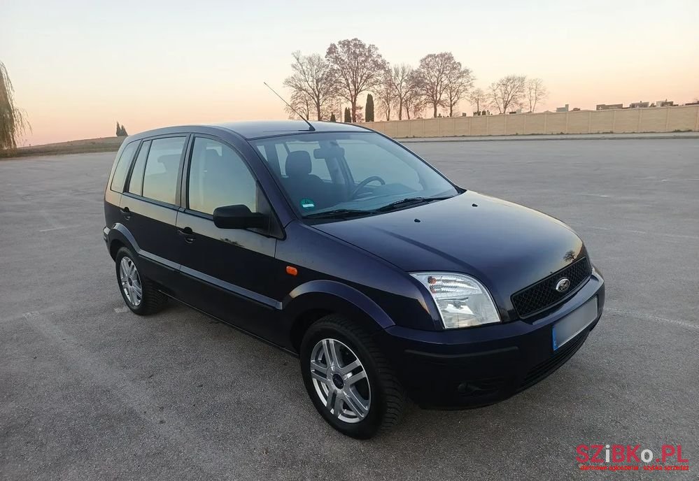 2002' Ford Fusion 1.4 Style photo #1