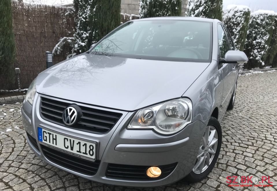 2008' Volkswagen Polo photo #2
