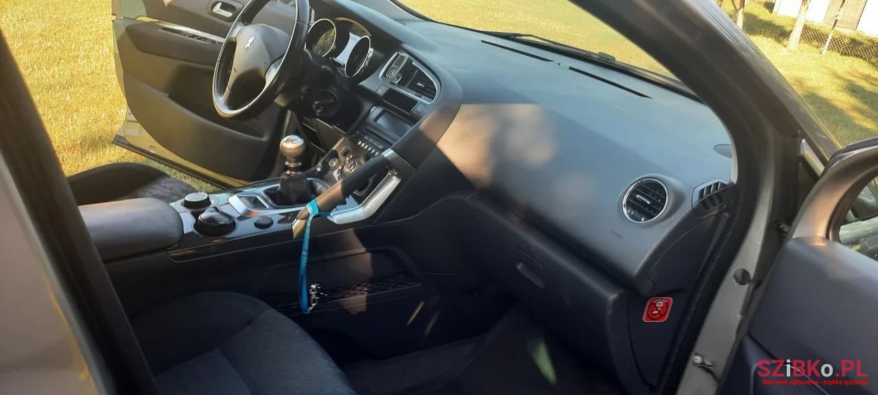 2010' Peugeot 3008 photo #5