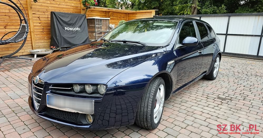 2005' Alfa Romeo 159 photo #1