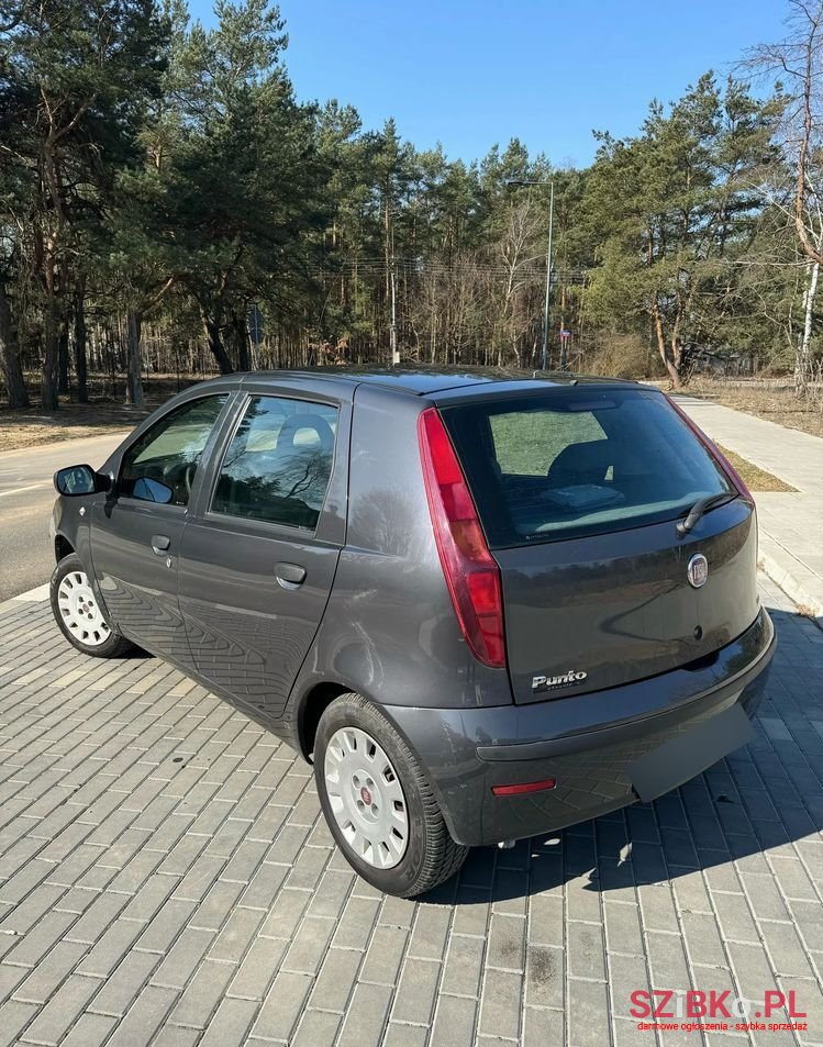 2010' Fiat Punto 1.2 8V Classic photo #4