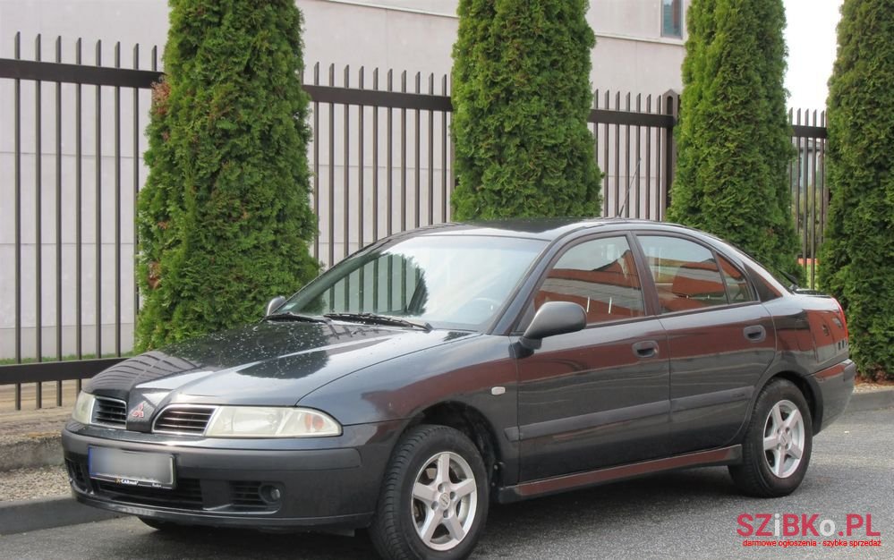 1999' Mitsubishi Carisma 1600 Gl photo #1