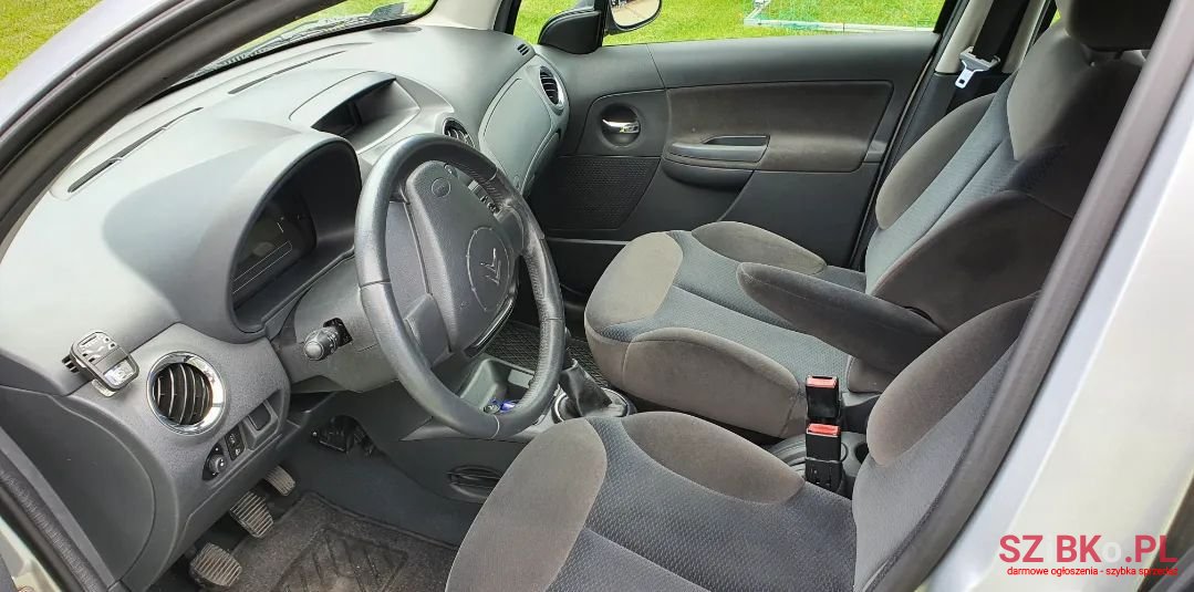 2009' Citroen C3 photo #3