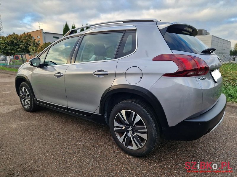 2019' Peugeot 2008 photo #2