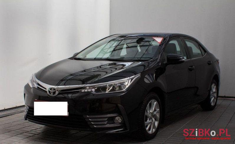 2017' Toyota Corolla photo #1