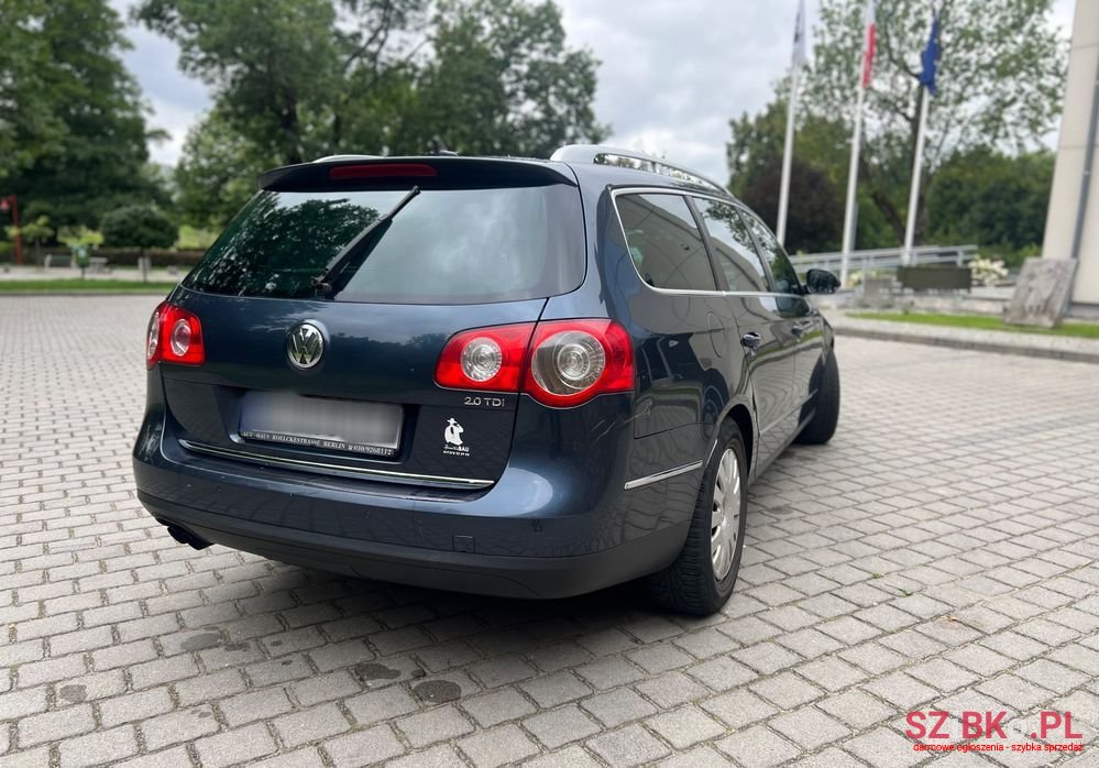 2007' Volkswagen Passat photo #4