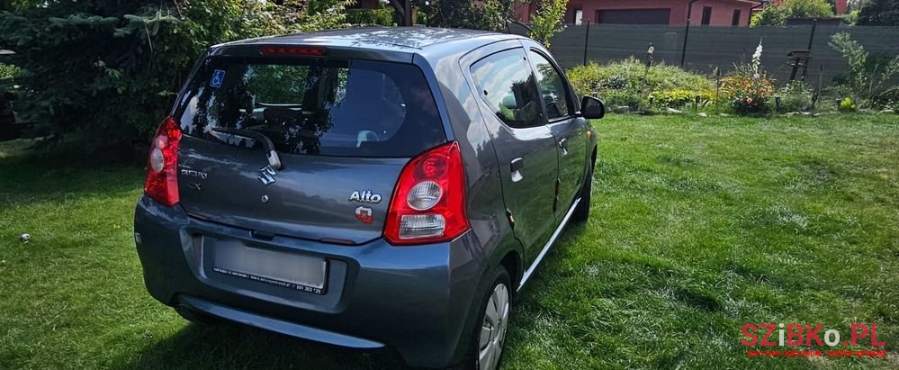 2011' Suzuki Alto 1.0 Club photo #3
