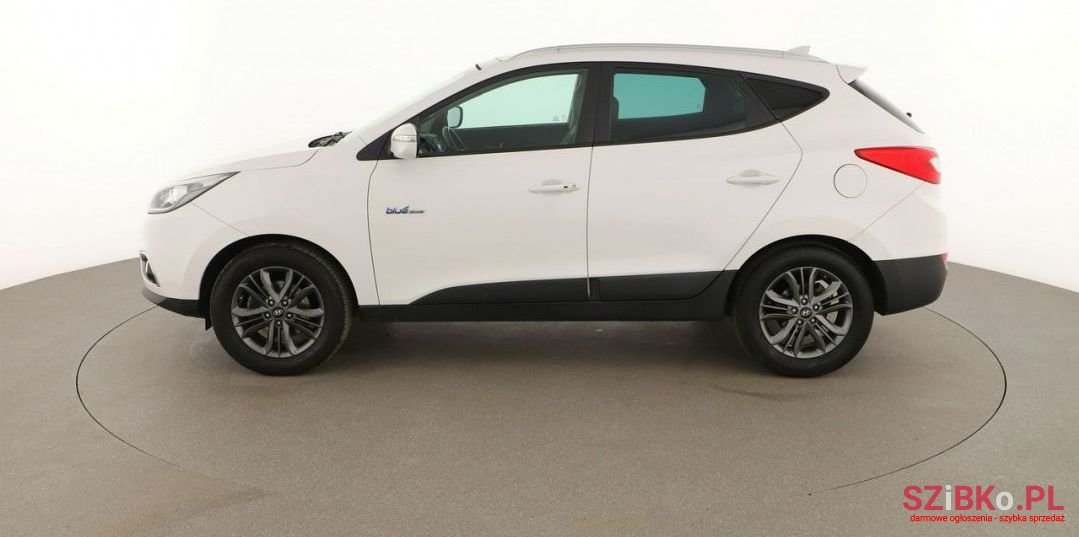 2013' Hyundai ix35 photo #2