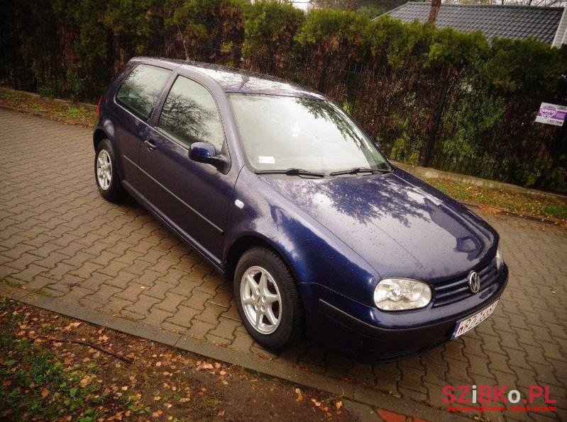 1999' Volkswagen Golf photo #3