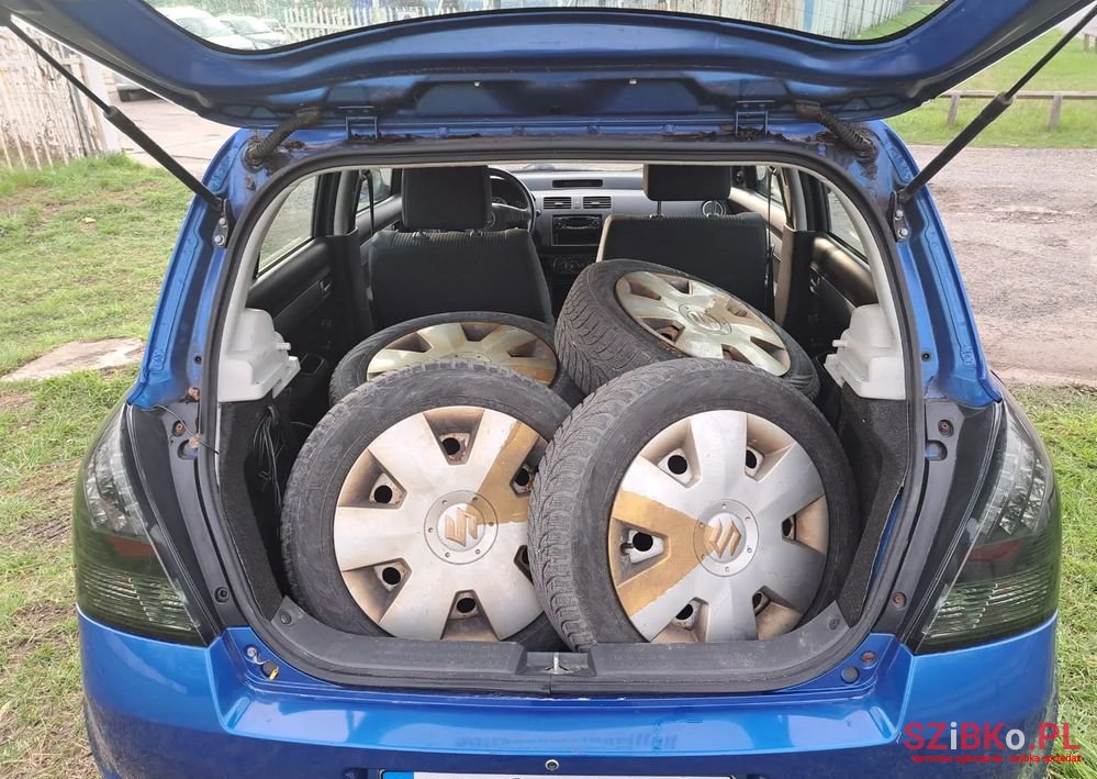 2006' Suzuki Swift photo #6