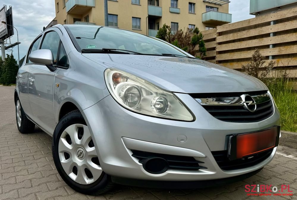 2008' Opel Corsa 1.2 16V Innovation photo #1