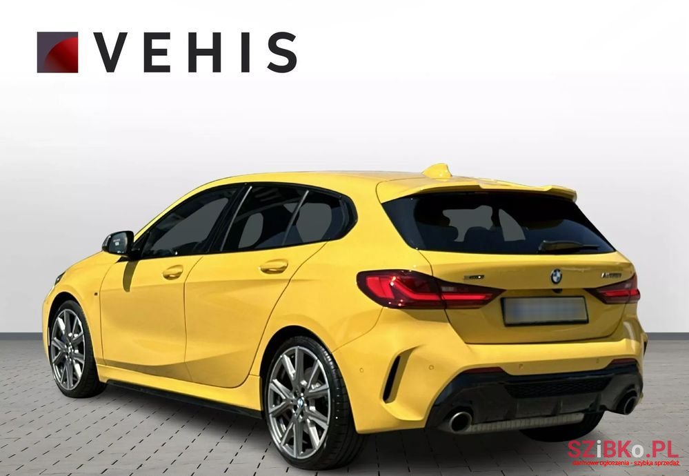 2021' BMW 1 Series М photo #3