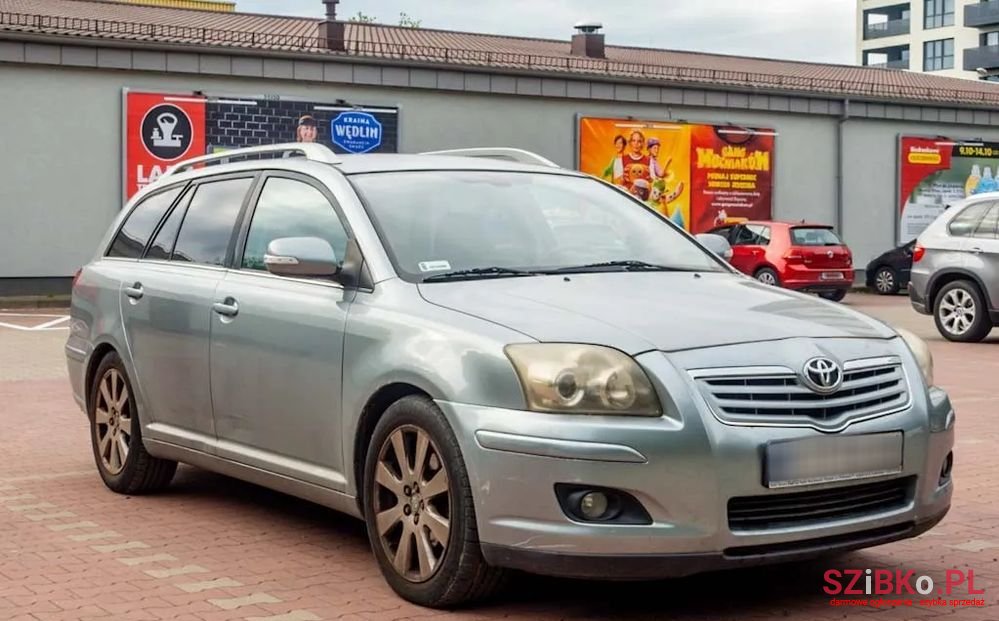 2007' Toyota Avensis photo #2
