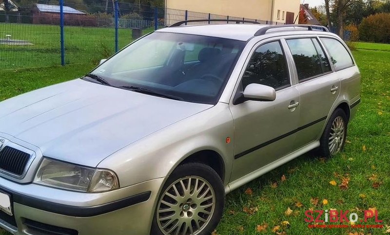 2003' Skoda Octavia photo #3