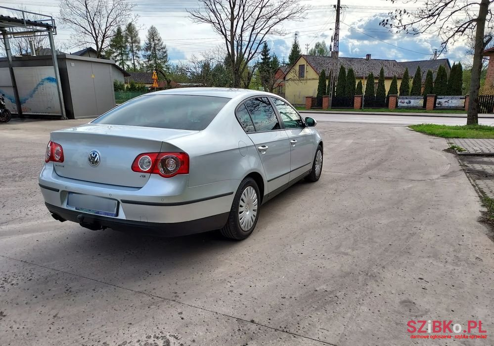 2008' Volkswagen Passat 1.8 Tsi Trendline photo #4