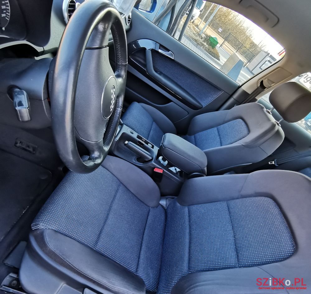 2003' Audi A3 1.6 Ambiente photo #3