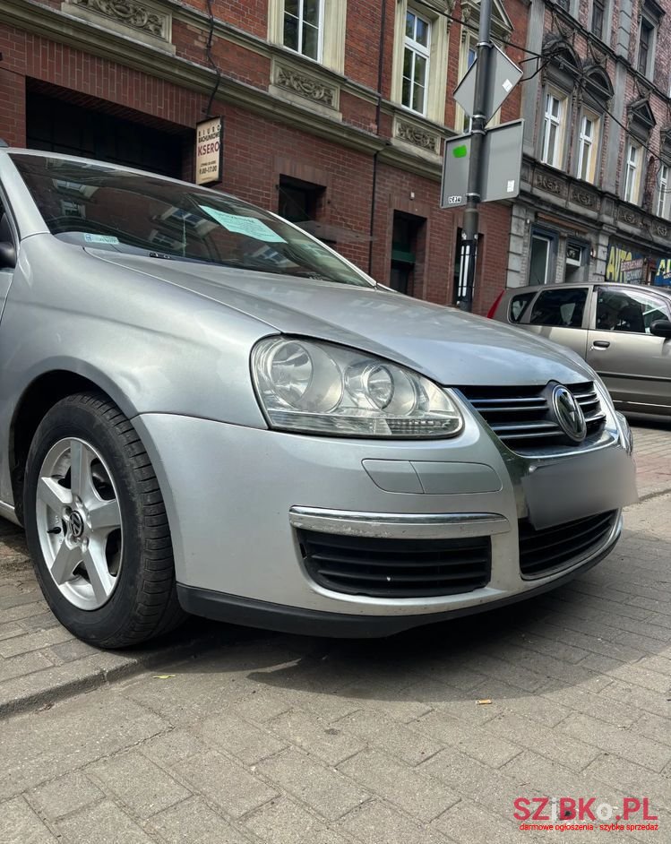 2007' Volkswagen Golf V 1.9 Tdi Trendline photo #1