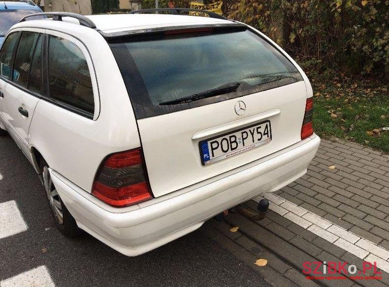 2000' Mercedes-Benz C-Class photo #2