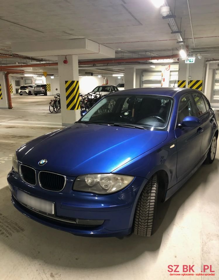 2007' BMW 1 Series 118I photo #1