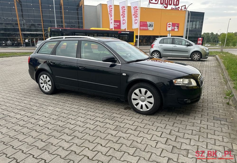 2005' Audi A4 Avant photo #2