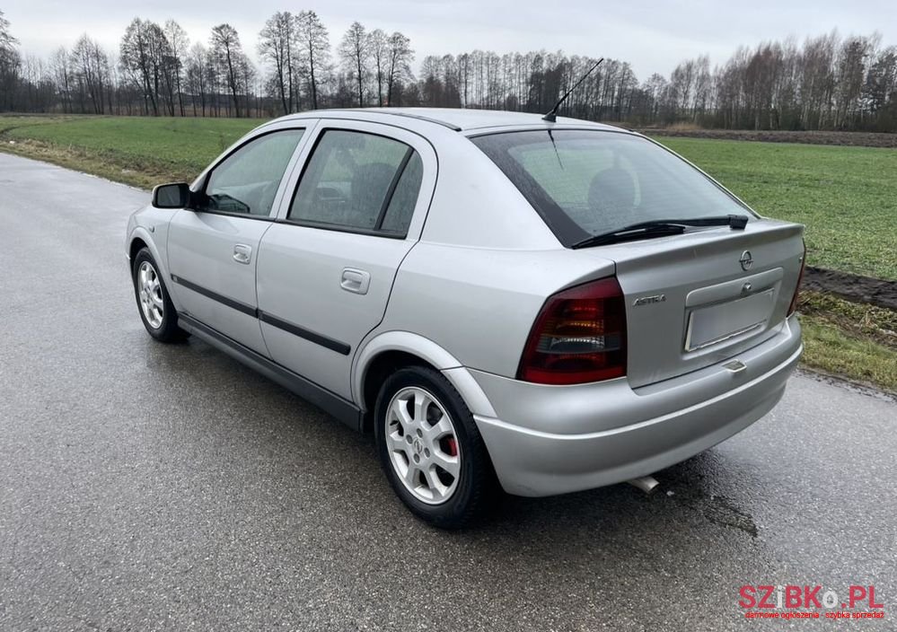 2003' Opel Astra Ii 1.6 Gl / Start photo #4