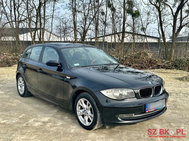 2008' BMW 1 Series 118D photo #4