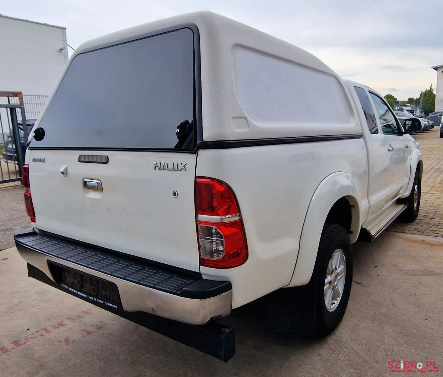 2013' Toyota Hilux photo #4