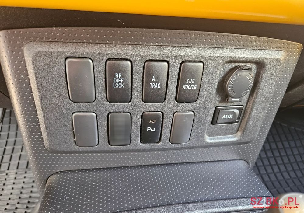 2007' Toyota FJ Cruiser 4.0 4X4 photo #5