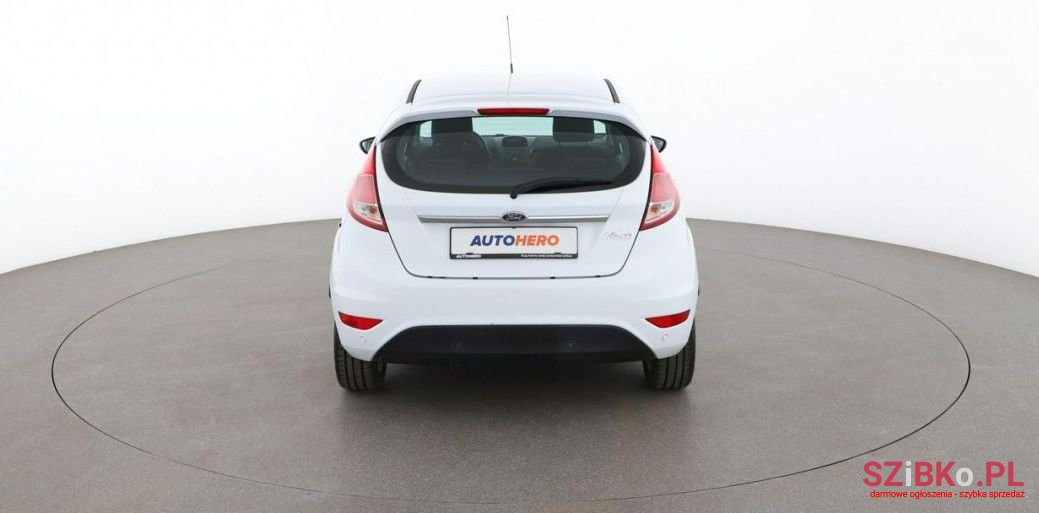 2013' Ford Fiesta photo #4