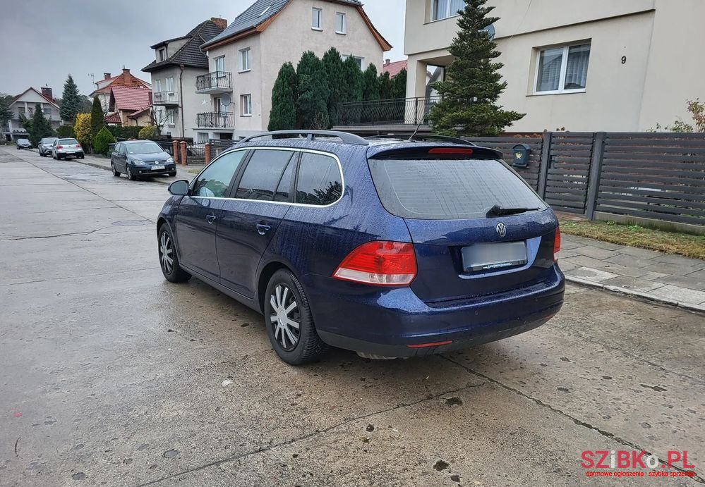 2007' Volkswagen Golf photo #3