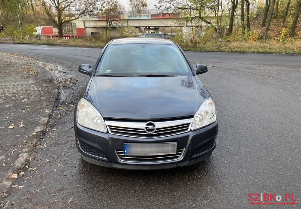 2009' Opel Astra 1.4 Edition photo #6