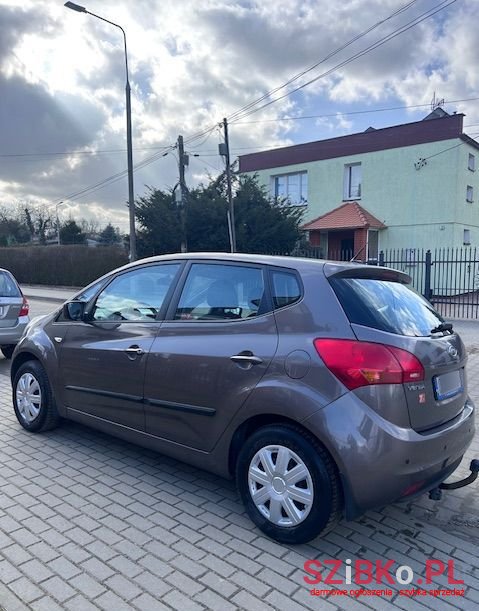 2011' Kia Venga 1.4 L photo #4