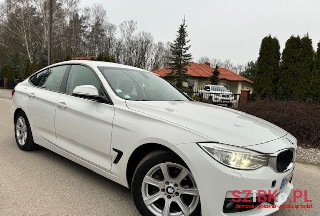 2014' BMW 318D Gt Sport Line photo #4