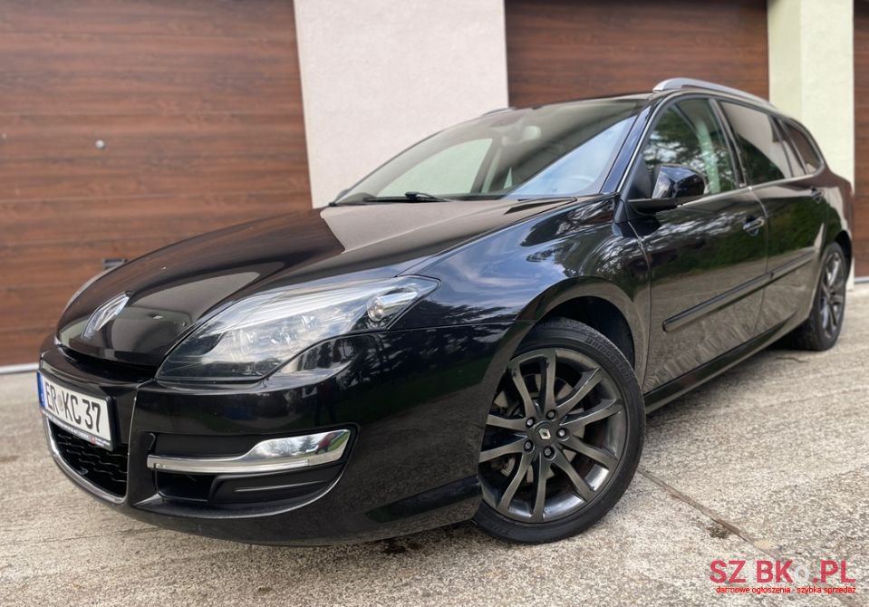 2014' Renault Laguna photo #6