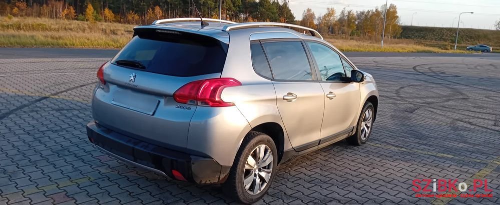 2016' Peugeot 2008 photo #1