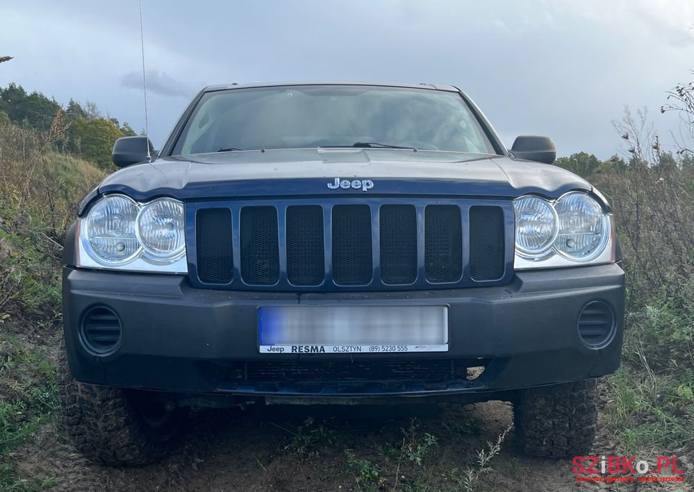 2004' Jeep Grand Cherokee photo #4