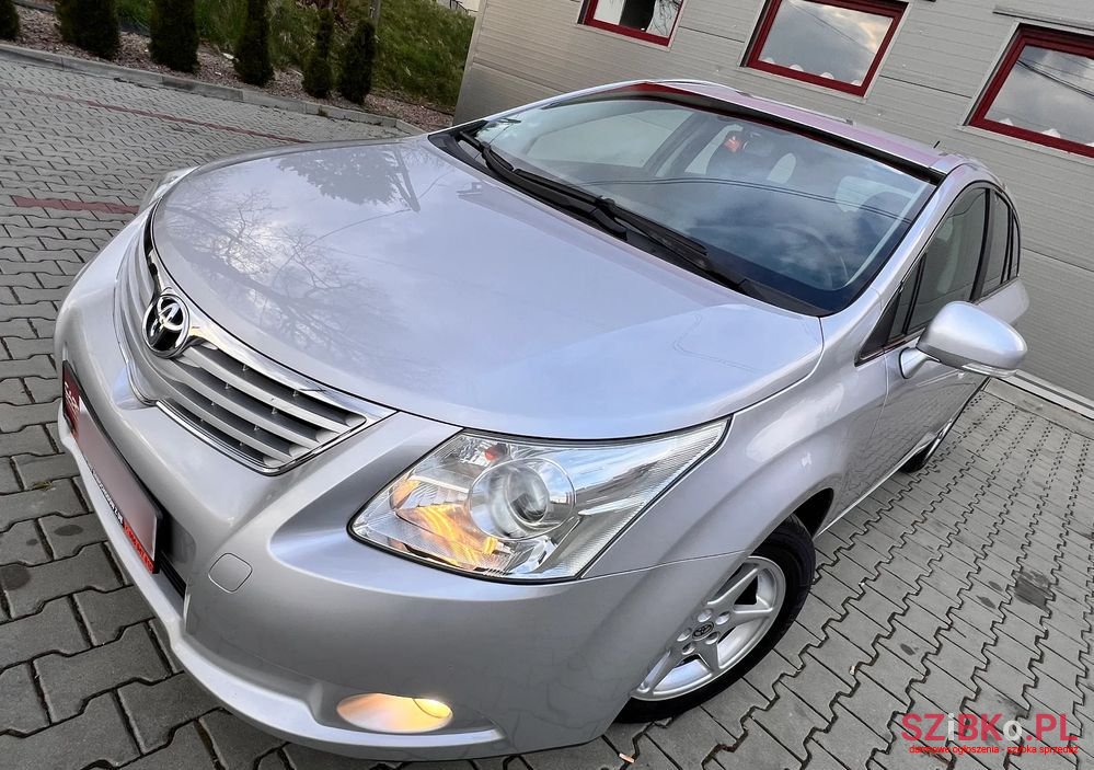 2009' Toyota Avensis 1.8 Sol photo #4