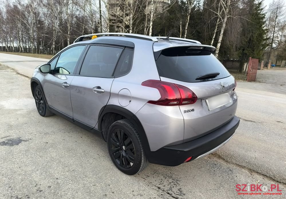 2018' Peugeot 2008 photo #3