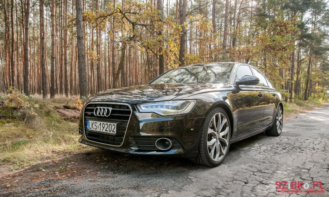 2011' Audi A6 S-Tronic photo #1