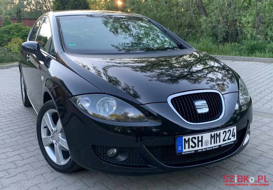 2006' SEAT Leon photo #2