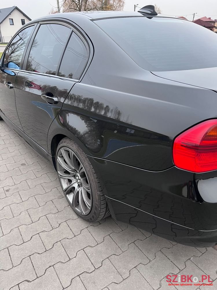 2005' BMW 3 Series 325I photo #6