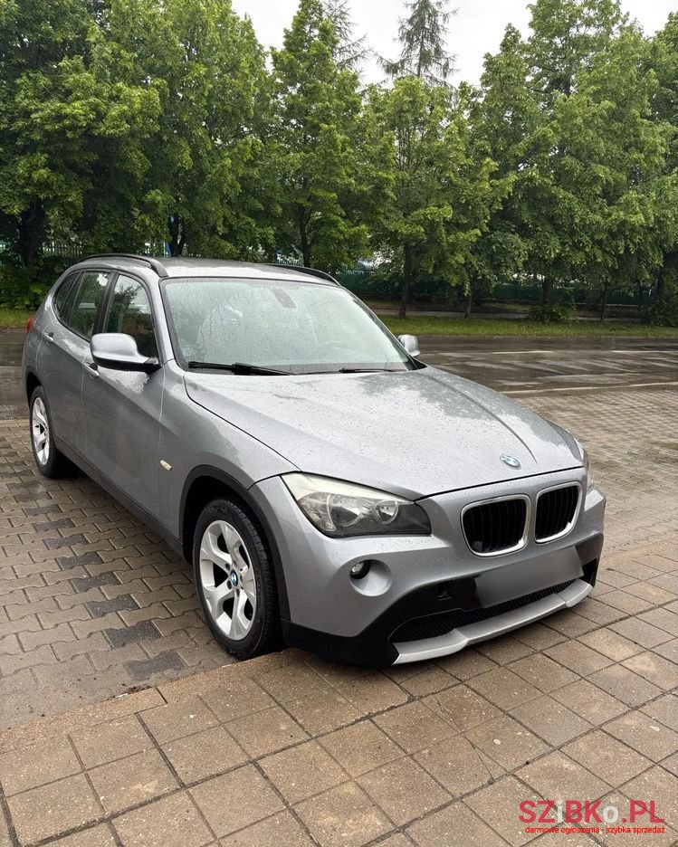 2011' BMW X1 Xdrive20D photo #1