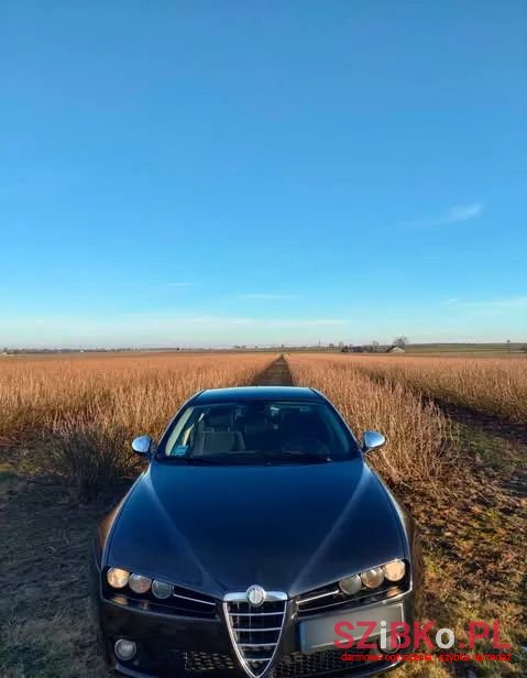 2006' Alfa Romeo 159 photo #1