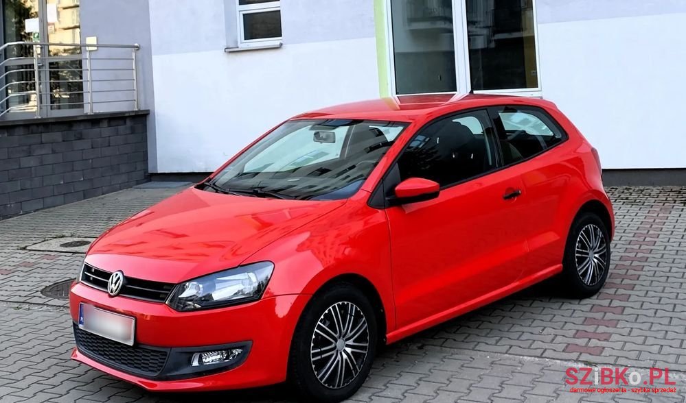 2011' Volkswagen Polo 1.2 Trendline photo #2