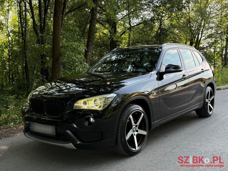2013' BMW X1 Xdrive18D photo #2