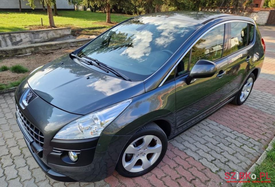 2011' Peugeot 3008 photo #3