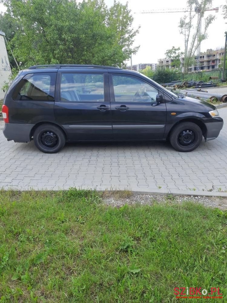 2000' Mazda MPV photo #1