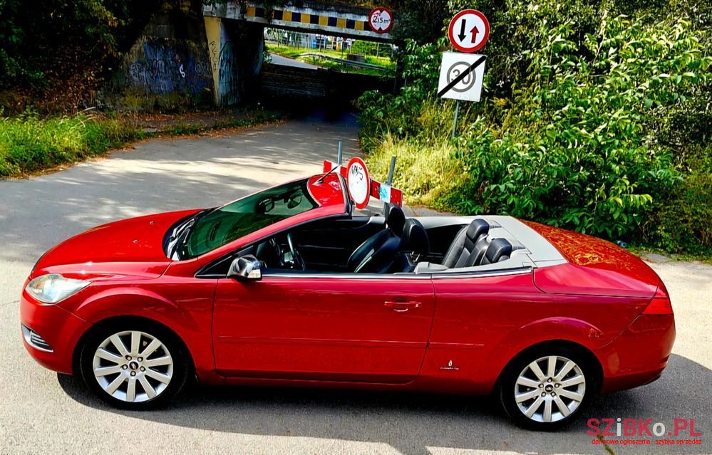 2008' Ford Focus photo #5